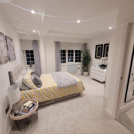 روتشستر Luxury 2 Bed Apartment In The Heart Of Rochester المظهر الخارجي الصورة